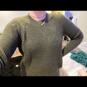 Lucky Brand olive green sweater. Size Large.